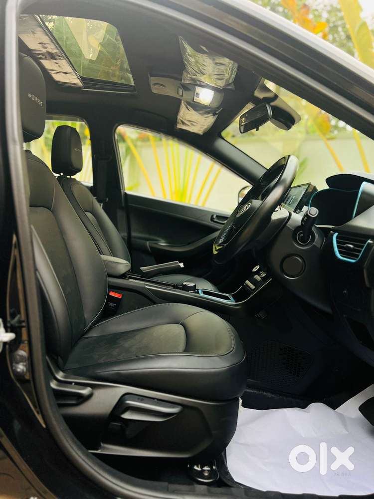 Tata Nexon Ev Xz Plus Dark Edition, 2021, Electric