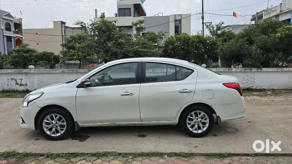 Nissan Sunny 2015 Diesel 80000 Km Driven
