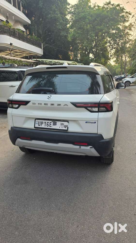 Maruti Suzuki Brezza 1.5 Zxi At Smart Hybrid, 2025, Petrol