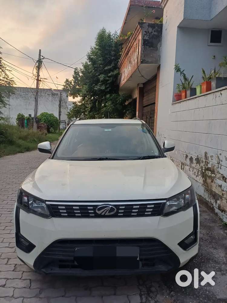 Mahindra Xuv300 Turbosport 2022 Petrol 20000 Km Driven