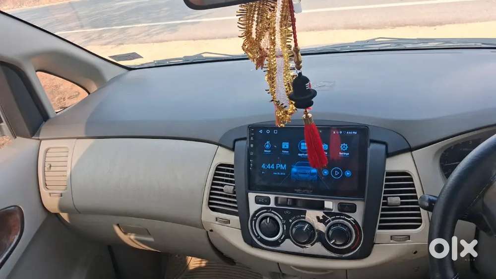 Toyota Innova 2014 Diesel 166000 Km Driven