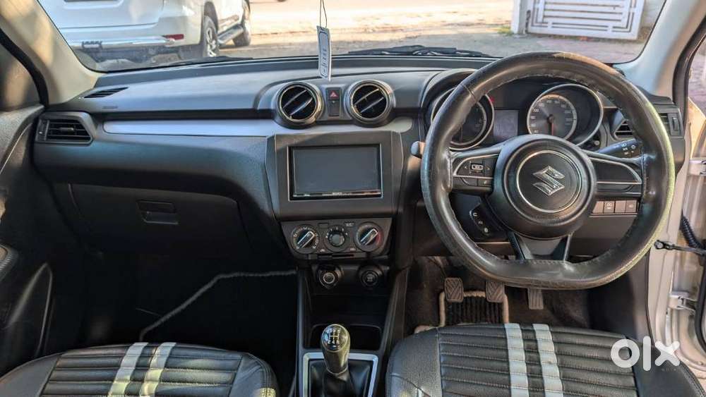 Maruti Suzuki Swift Vvt Vxi, 2021, Petrol