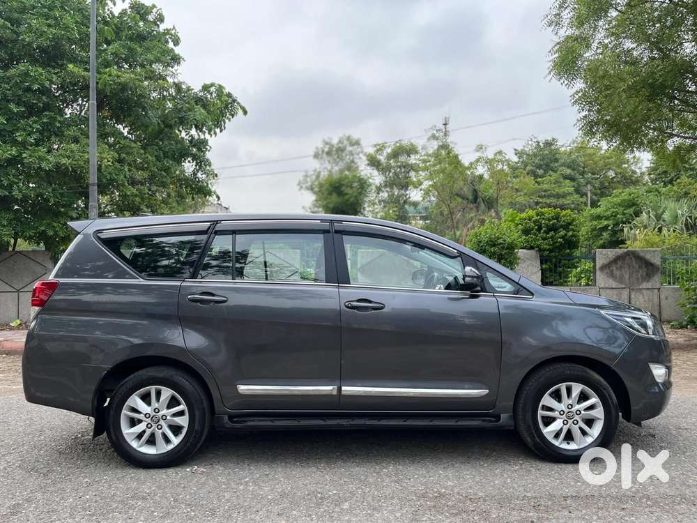 Toyota Innova Crysta 2.4 G Mt, 2019, Diesel