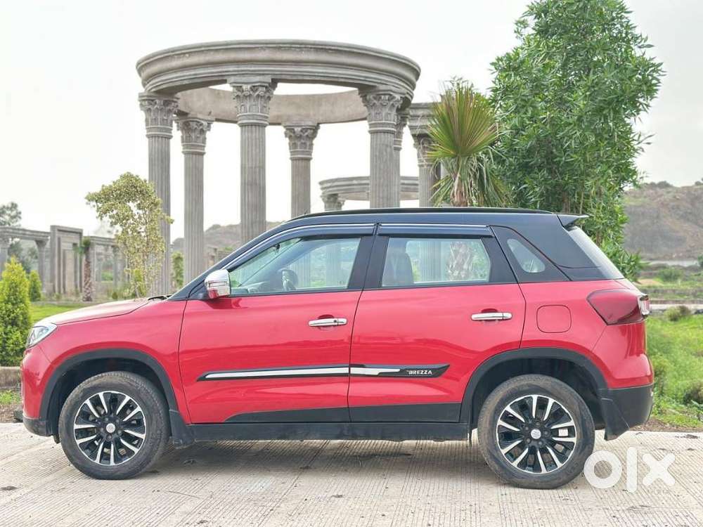 Maruti Suzuki Brezza 1.5 Zxi Plus Smart Hybrid, 2022, Petrol