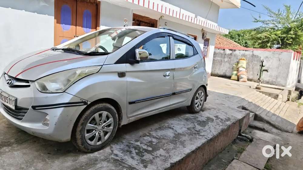 Hyundai Eon 2012 Petrol Well Maintained With Proper Ac Working.