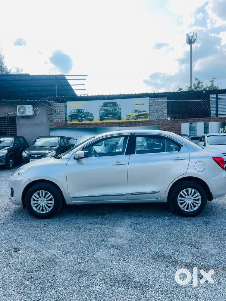 Maruti Suzuki Swift Dzire Vxi Optional, 2018, Petrol