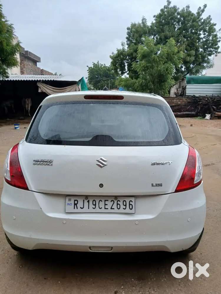Maruti Suzuki Swift Ldi 2013