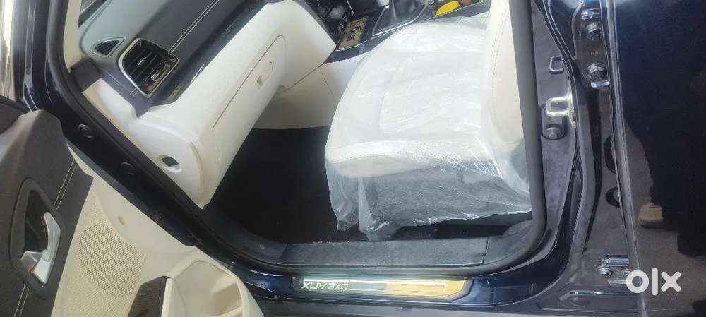 Mahindra Xuv 3xo Ax7 2024 November Petrol Well Maintained