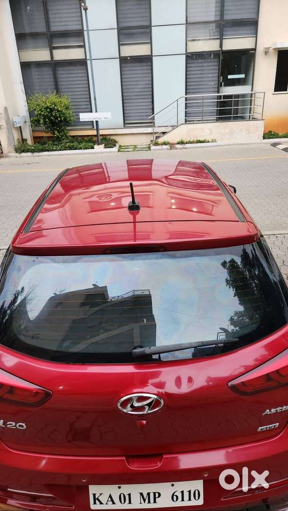 2017 Hyundai Elite I20 Asta(o) Petrol  43,000 Km  Hyundai Service Hi