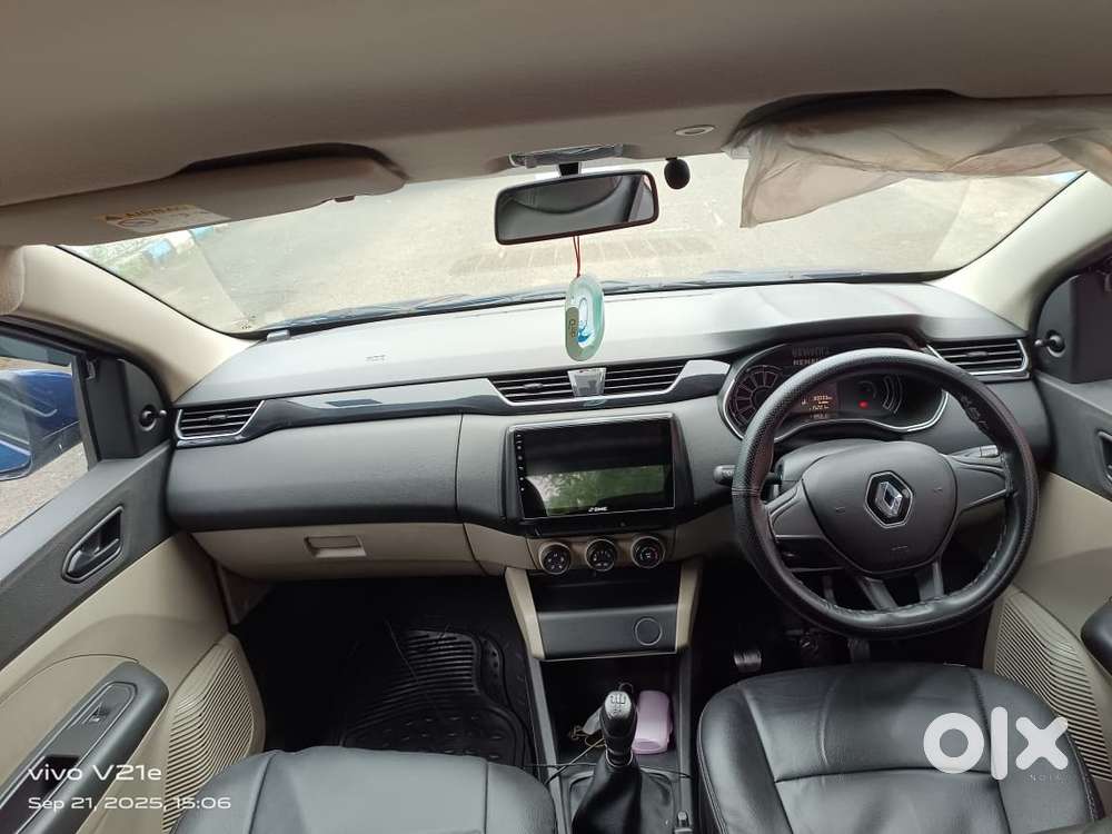 Renault Triber Rxt, 2021, Petrol
