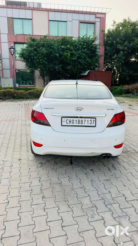 Hyundai Verna Fluidic 1.6 Crdi Sx, 2015, Diesel