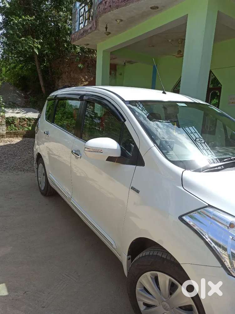 Maruti Suzuki Ertiga 2017 Diesel 75000 Km Driven
