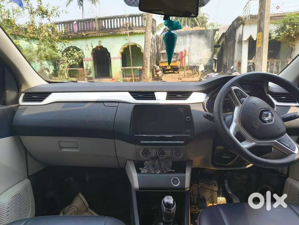Renault Triber 2023 Petrol Well Maintained