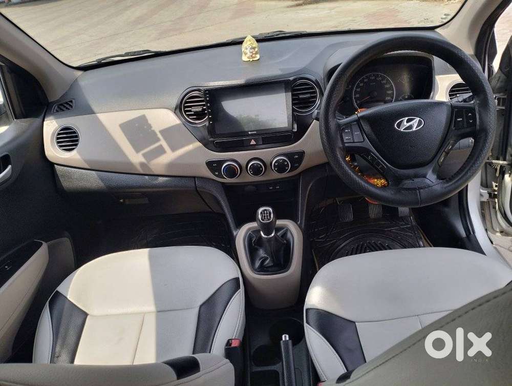 Hyundai Grand I10 2013-2016 Sportz, 2015, Petrol