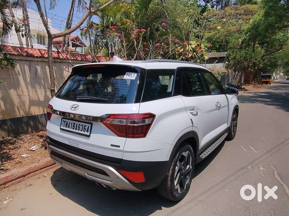 Hyundai Alcazar 2.0 Signature (o) Petrol At 6 Str Dual Tone, 2022, P..