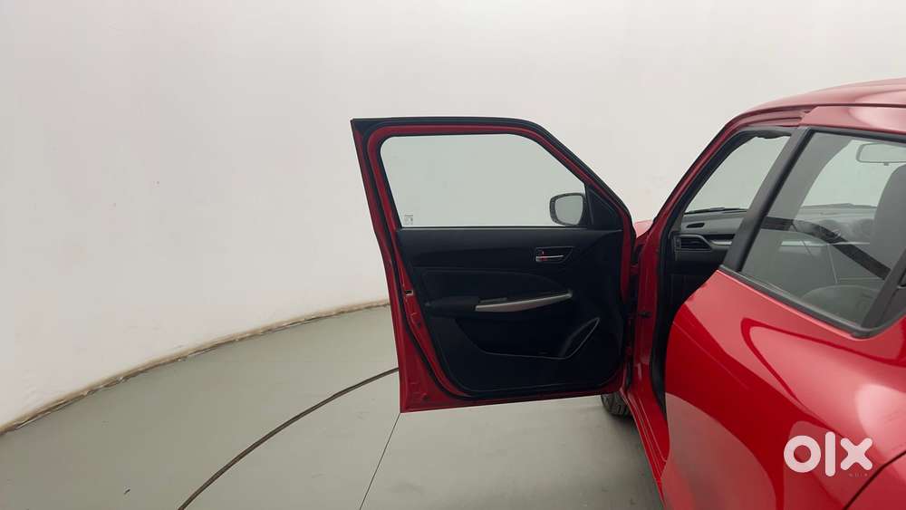 Maruti Suzuki Swift Zxi Plus, 2018, Petrol