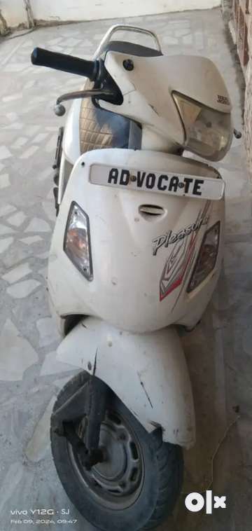 2nd hand pleasure online scooty