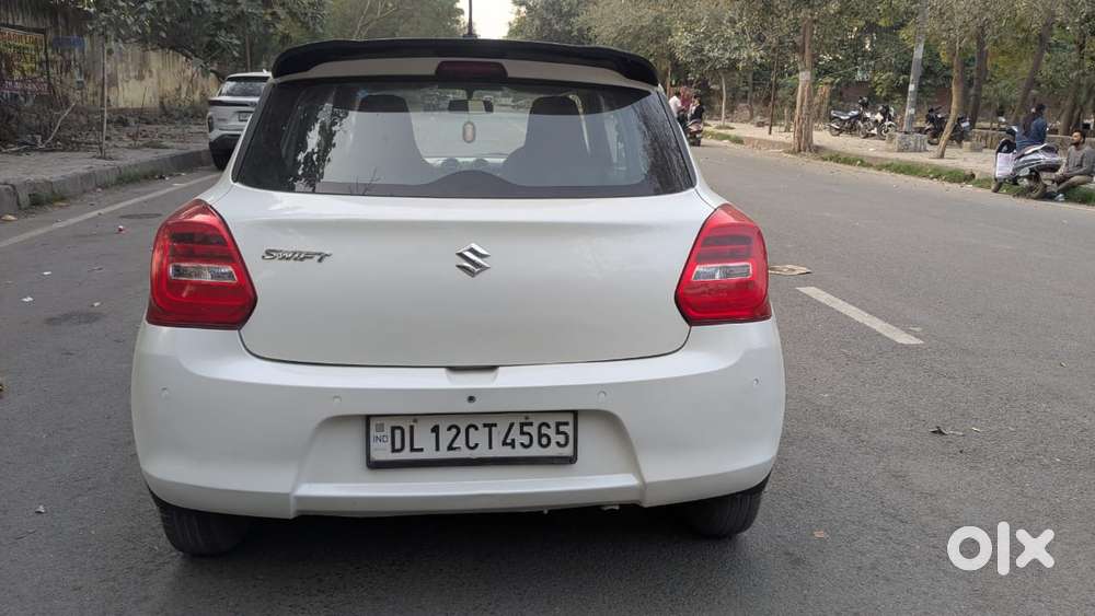 Maruti Suzuki Swift Lxi Optional-o, 2021, Petrol