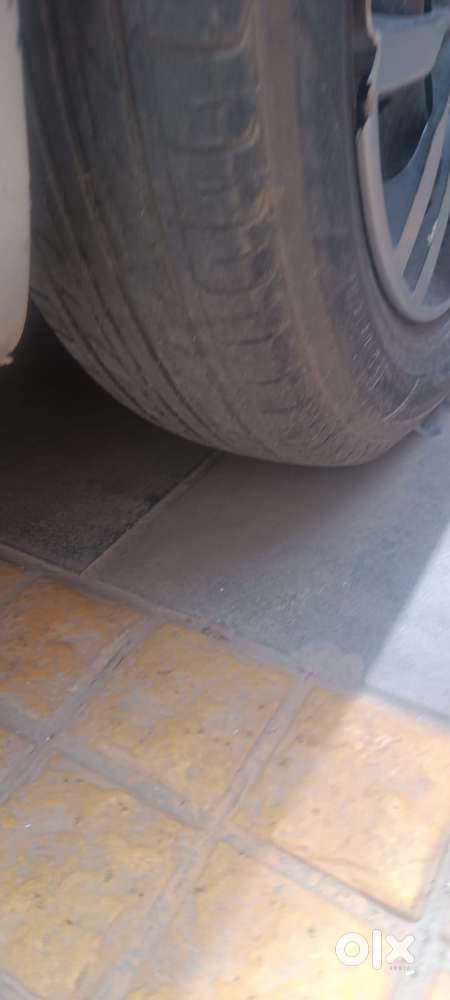 Maruti Suzuki Swift Dzire 1.2 Vxi Bsiv, 2013, Petrol