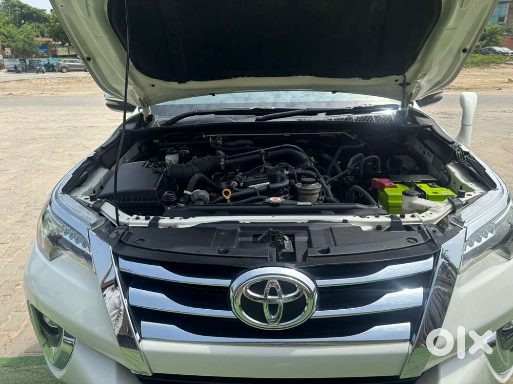 Toyota Fortuner 4x2 At 2.7 Petrol, 2020, Petrol