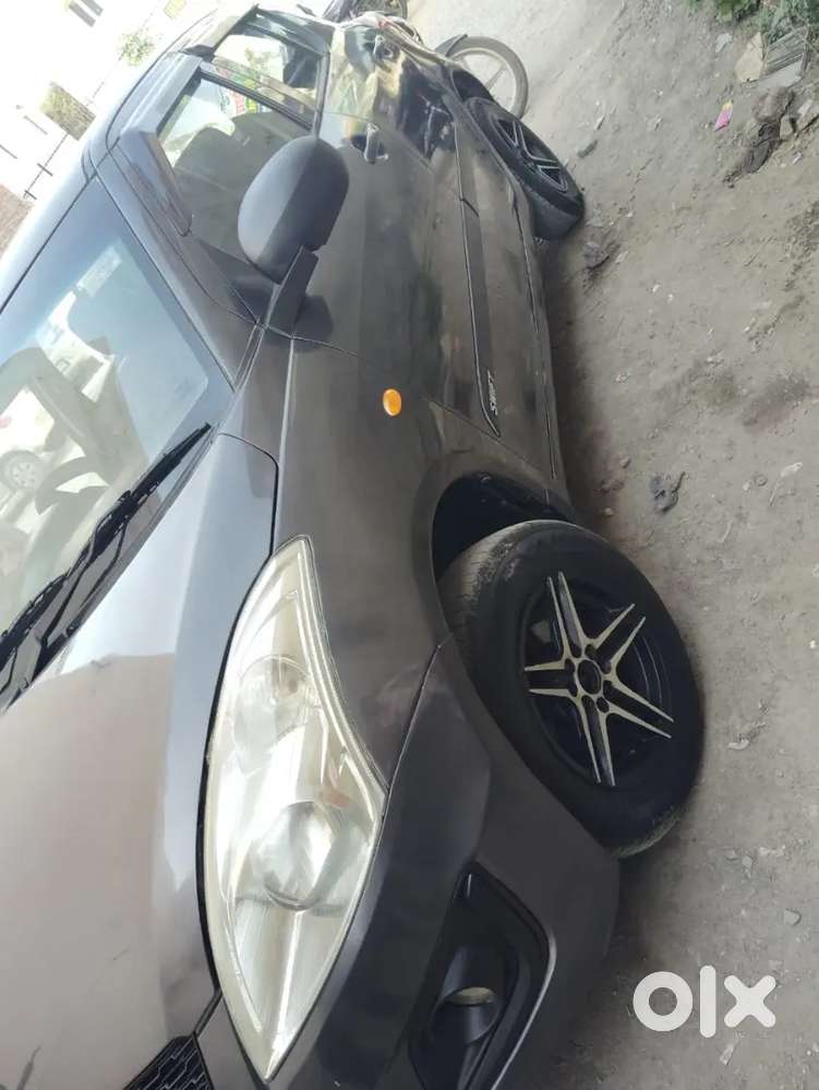 Maruti Suzuki Swift 2016 Cng & Hybrids 70000 Km Driven