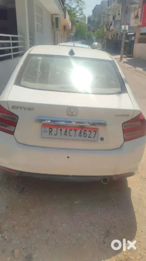 Honda City 1.5 V Mt Sunroof  88,000 Km  Single Owner  Jaipur  2013