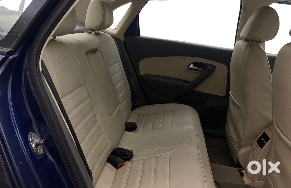 Volkswagen Vento 2013-2015 1.2 Tsi Comfortline At, 2014, Petrol