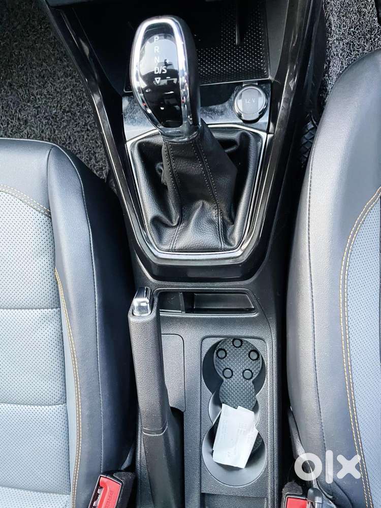Skoda Kushaq 1.0 Tsi Style At (6 Airbags), 2023, Petrol
