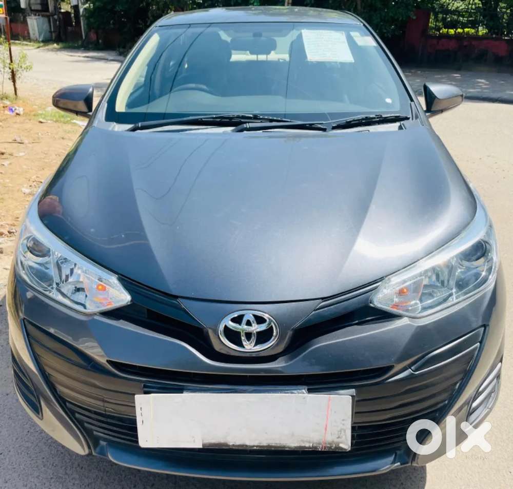 Toyota Yaris J Cvt, 2020, Petrol