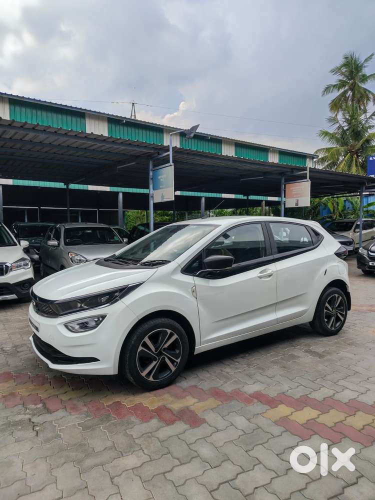 Tata Altroz Xz, 2023, Petrol