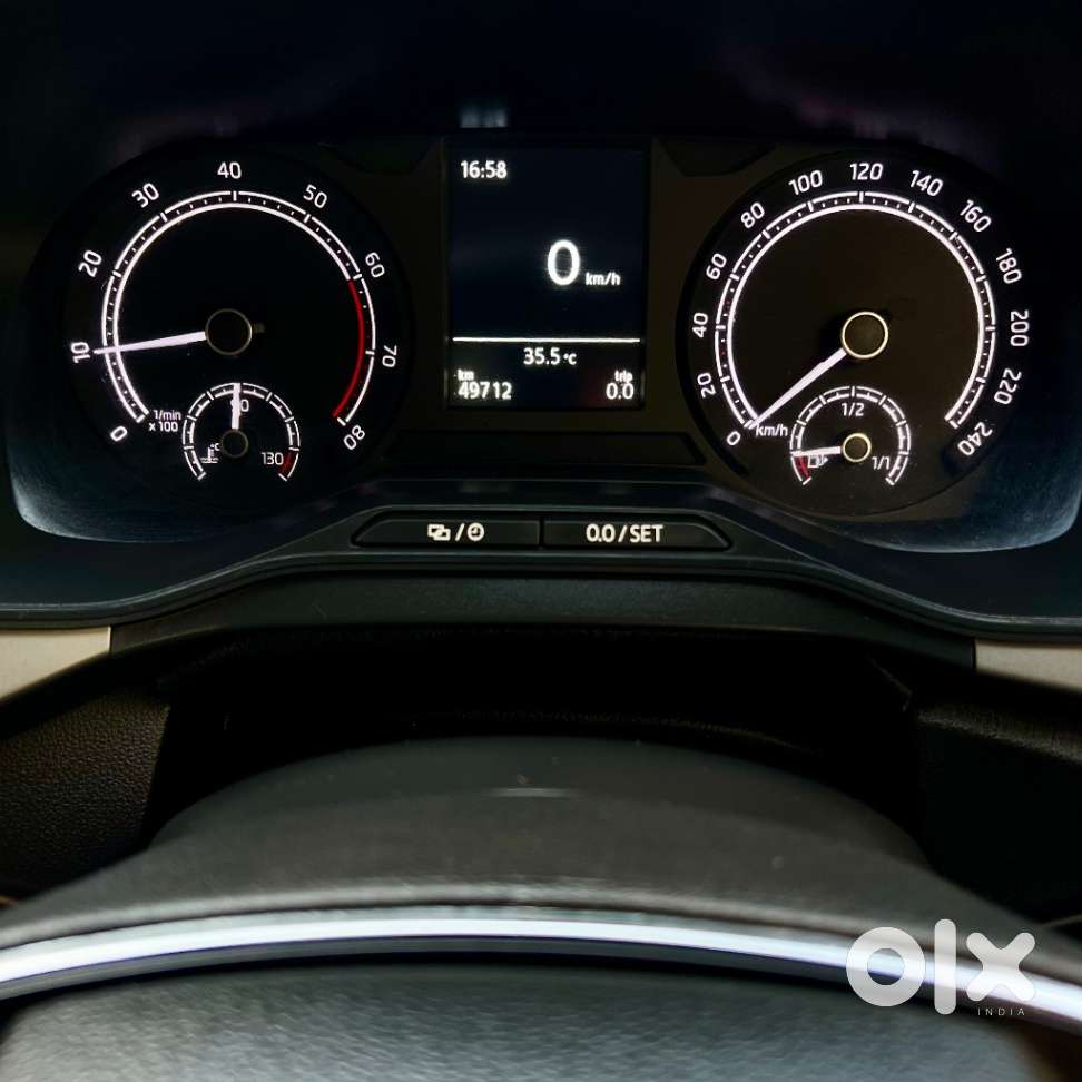 Skoda Kushaq 1.0 Ambition Classic Tsi, 2022, Petrol