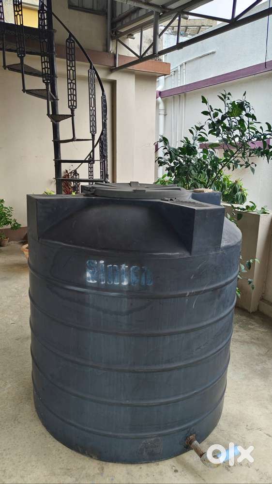 Syntex water tank