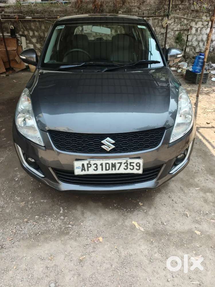 Maruti Suzuki Swift 2017 Diesel 102000 Km Driven