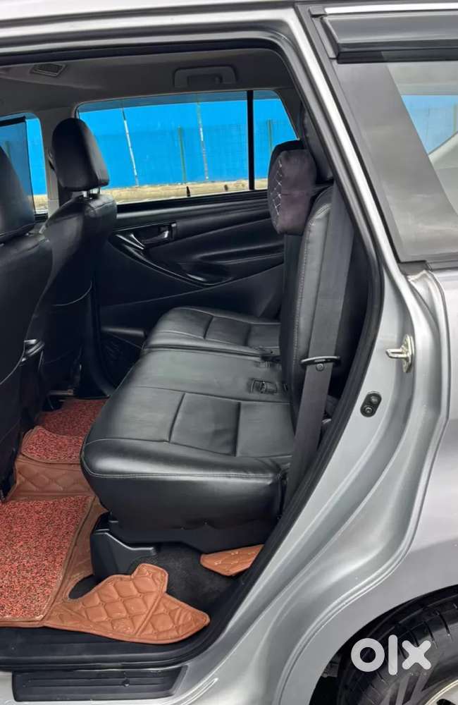 Toyota Innova Crysta [2020-ongoing] 2.4 Gx 8 Str, 2018, Diesel