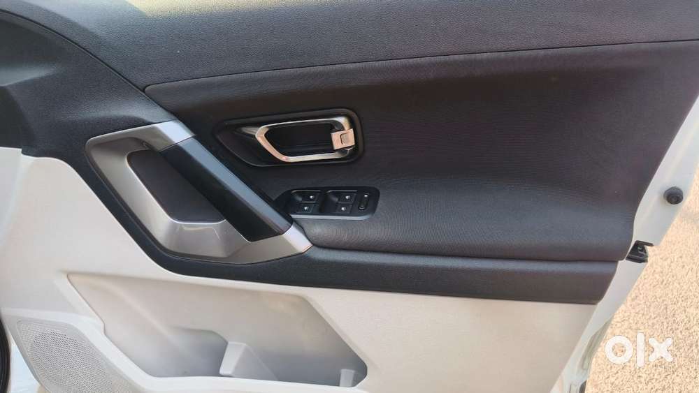 Tata Safari 2.0 Kryotec Xt Plus, 2023, Diesel