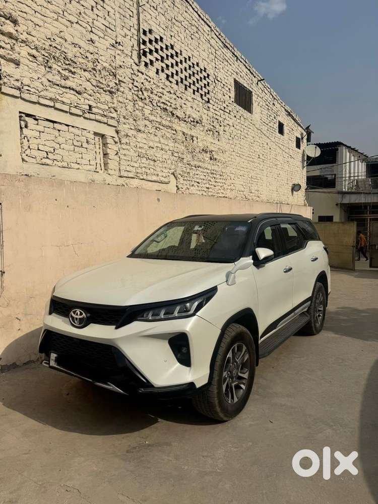 Toyota Fortuner Legender 2022