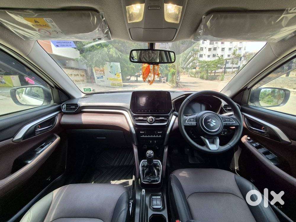 Maruti Suzuki Grand Vitara 1.5 Alpha Smart Hybrid, 2025, Petrol