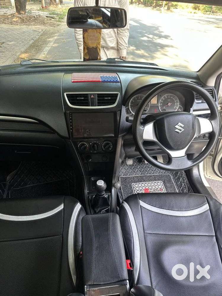 Maruti Suzuki Swift Vxi + Manual, 2013, Petrol