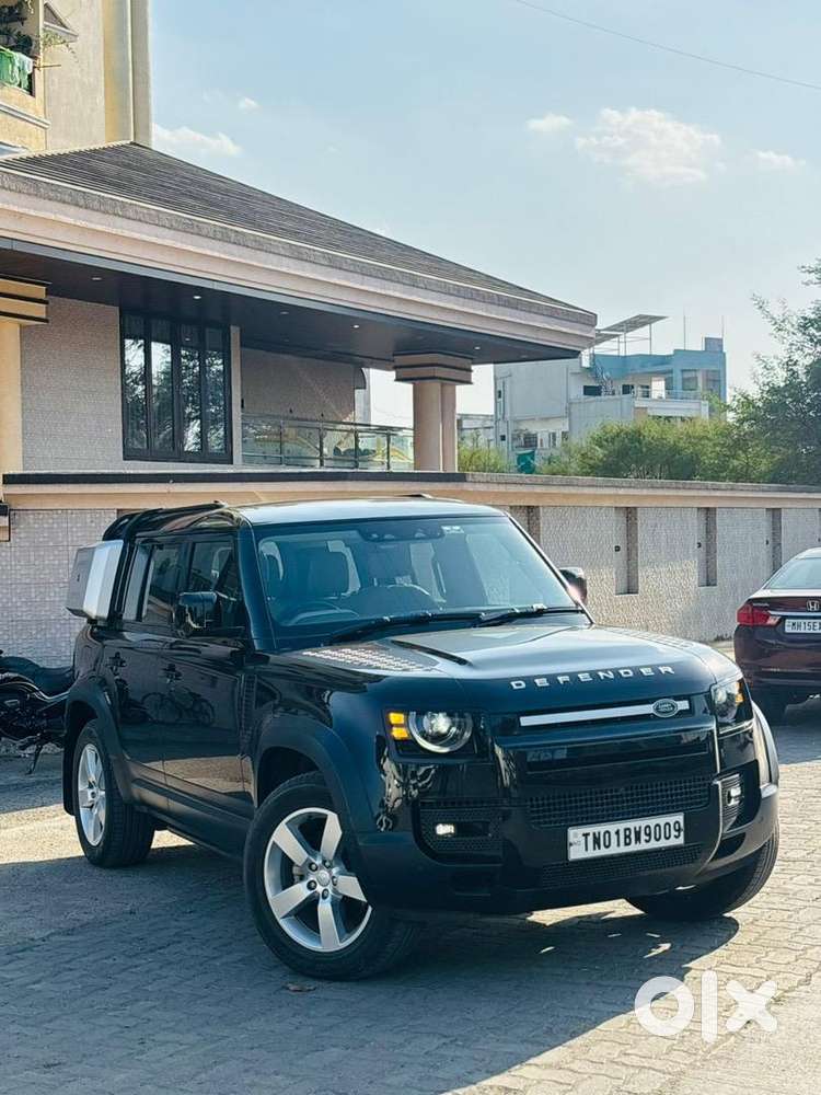 Land Rover Defender 2022 Diesel 33000 Km Driven