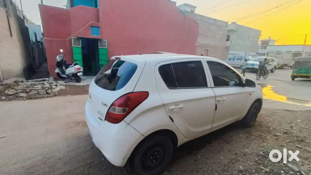 Hyundai  I20 Magna 2011 Petrol