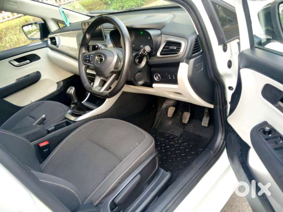 Tata Altroz Xz, 2024, Petrol