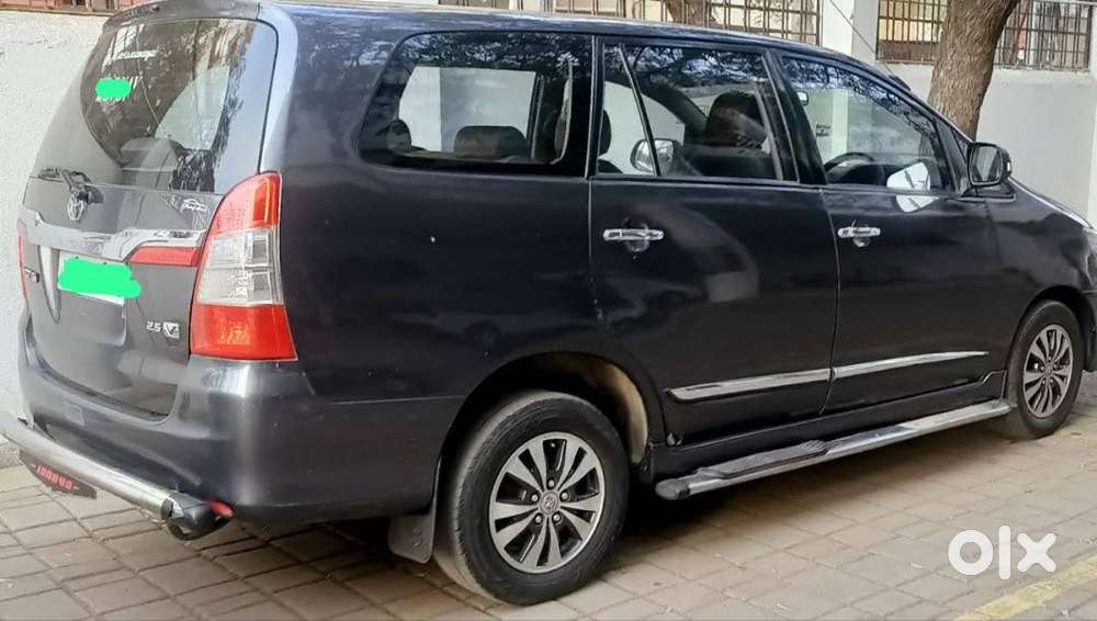Toyota Innova 2017 Diesel Well Maintained