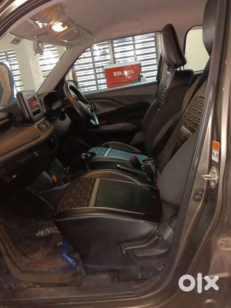 Maruti Suzuki Swift 1.2 Vxi (o), 2024, Petrol