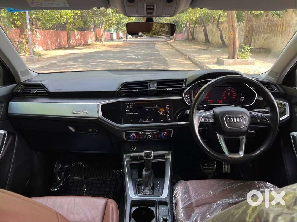 Audi Q3 40 Tfsi Premium Plus, 2023, Petrol