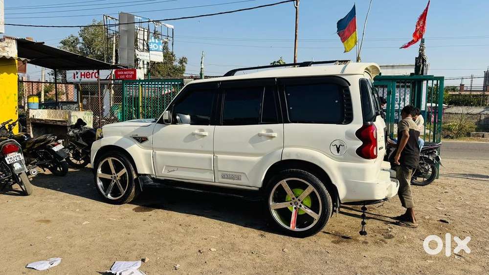 Mahindra Diesel Car 2018