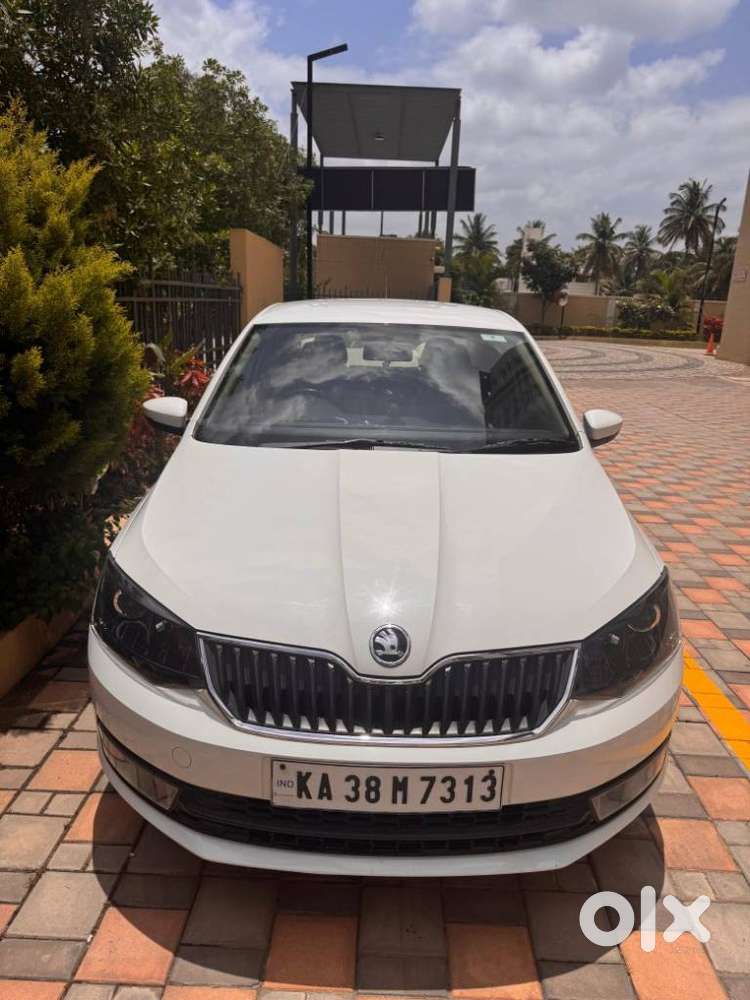Skoda Rapid 1.0 Tsi Ambition, 2020, Petrol