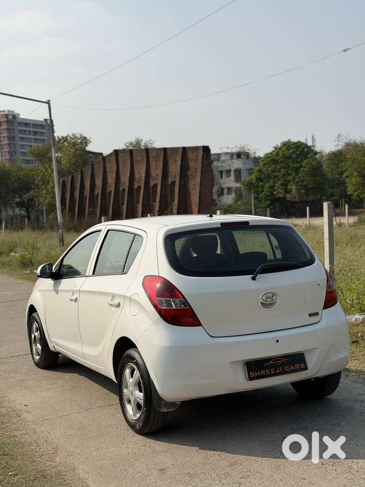 Hyundai I20 2010-2012 1.2 Sportz Option, 2011, Petrol