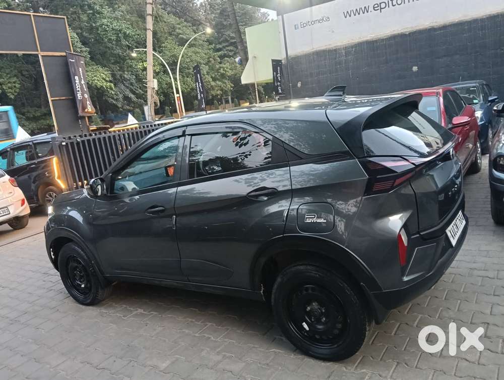 Tata Nexon 1.2 Revotron Xma Amt, 2024, Petrol