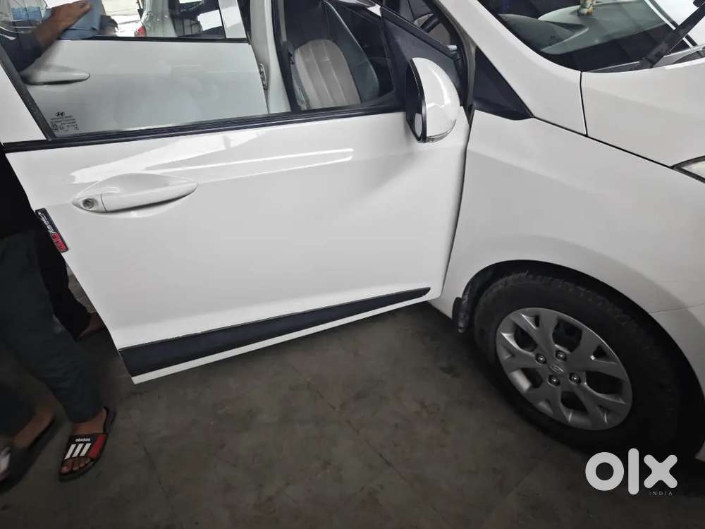 Hyundai Grand I10 2016 Petrol Well Maintained