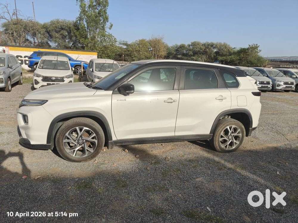 Toyota Urban Cruiser Hyryder 1.5 V Neo Drive At, 2024, Petrol